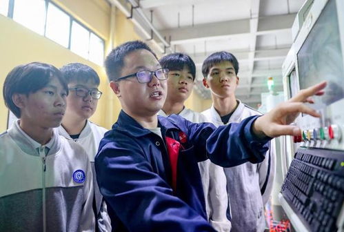 聆聽2022 職業(yè)技能培訓奏響民生新樂章